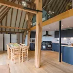 Great Higham Barn Complex By Bloom Stays