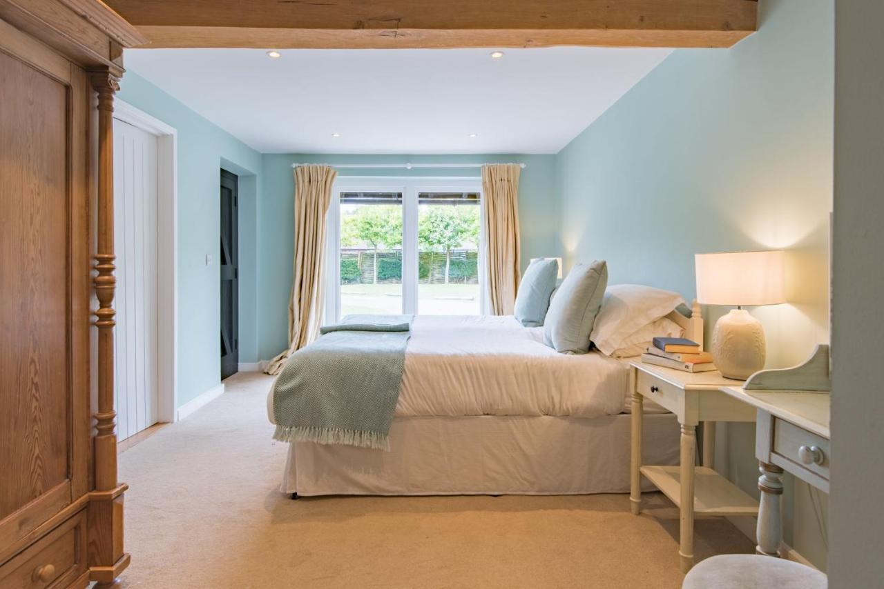 Great Higham Barn Complex By Bloom Holiday home *
